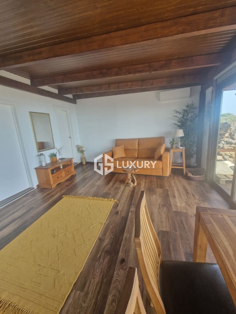 8 Zimmer Villa zu verkaufen in Guia de Isora mit Pool Garage - 960.000 € (Ref: 9893156)