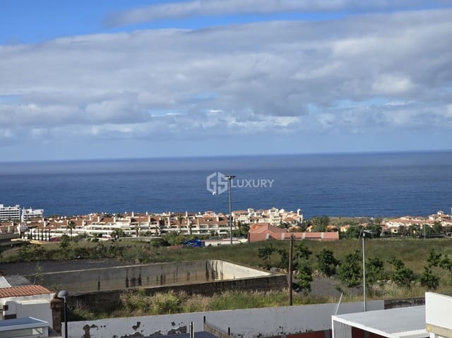 4 soveværelse Villa til salg i Puerto de la Cruz med garage - € 2.400.000 (Ref: 9909007)
