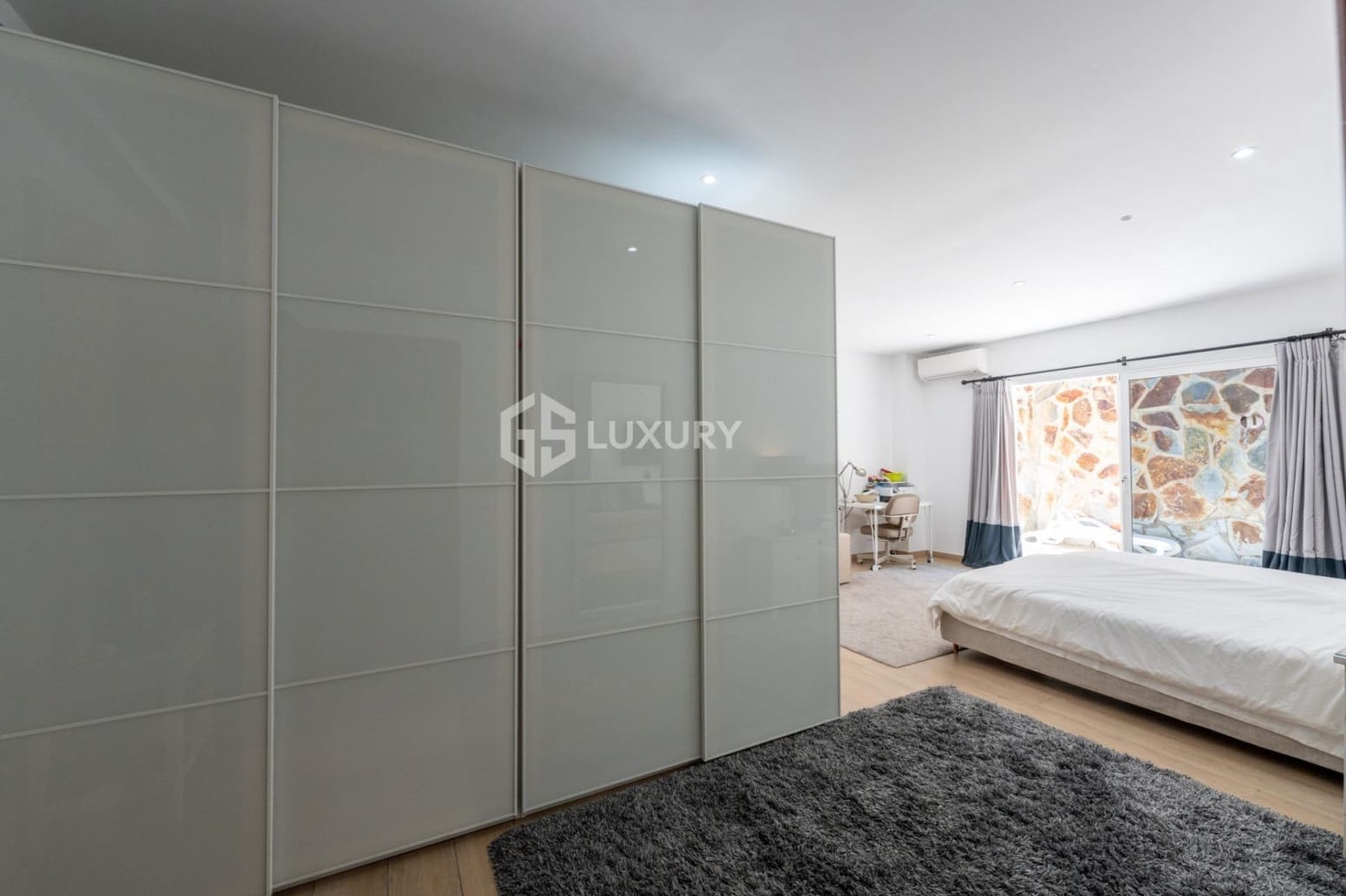 6 slaapkamer Villa te koop in Santiago del Teide met garage - € 1.195.000 (Ref: 9909683)