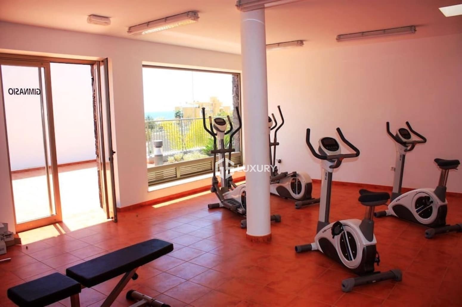 2 quarto Apartamento para venda em Adeje com garagem - 1 200 000 € (Ref: 9909686)
