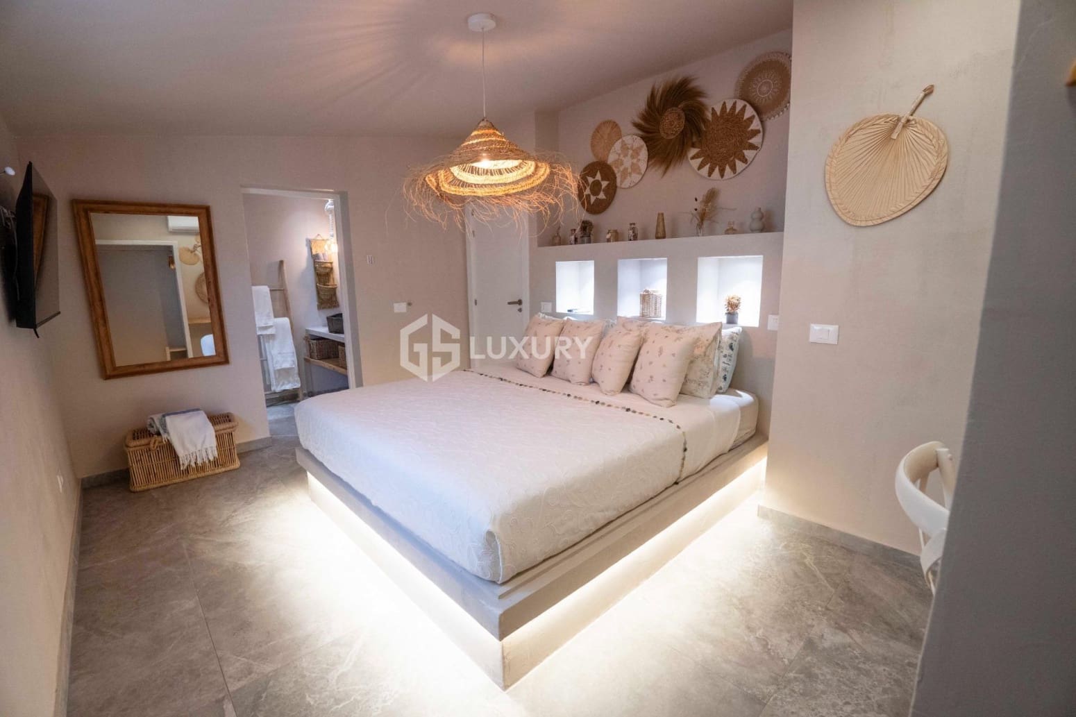 5 quarto Moradia para venda em Arona com garagem - 1 270 000 € (Ref: 9909690)