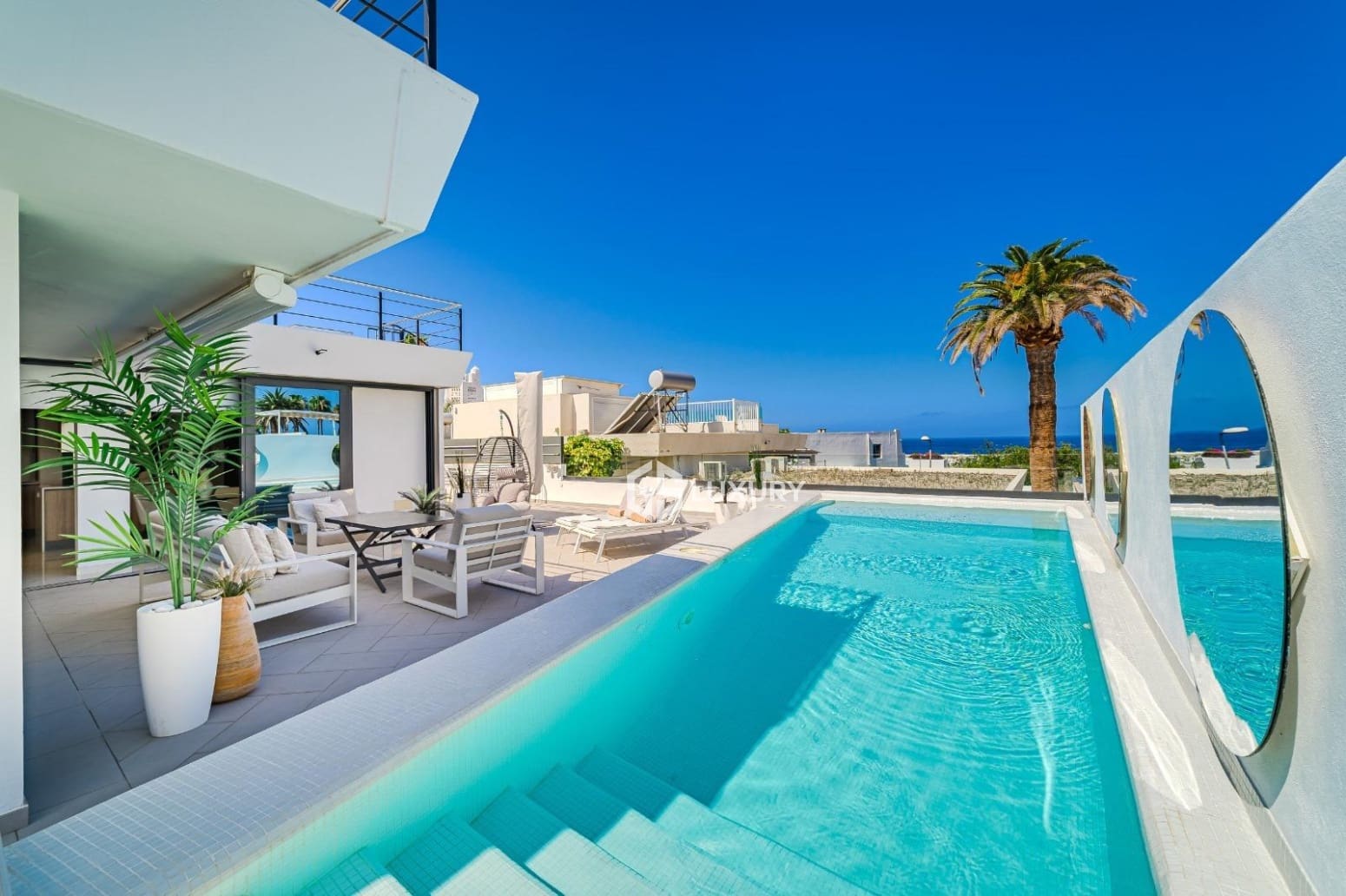 4 chambre Villa/Maison à vendre à Adeje avec garage - 2 450 000 € (Ref: 9909785)