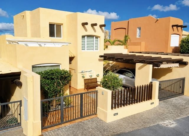 2 bedroom Villa for sale in La Caleta Adeje, Adeje with garage - € 1,280,000 (Ref: 9914903)