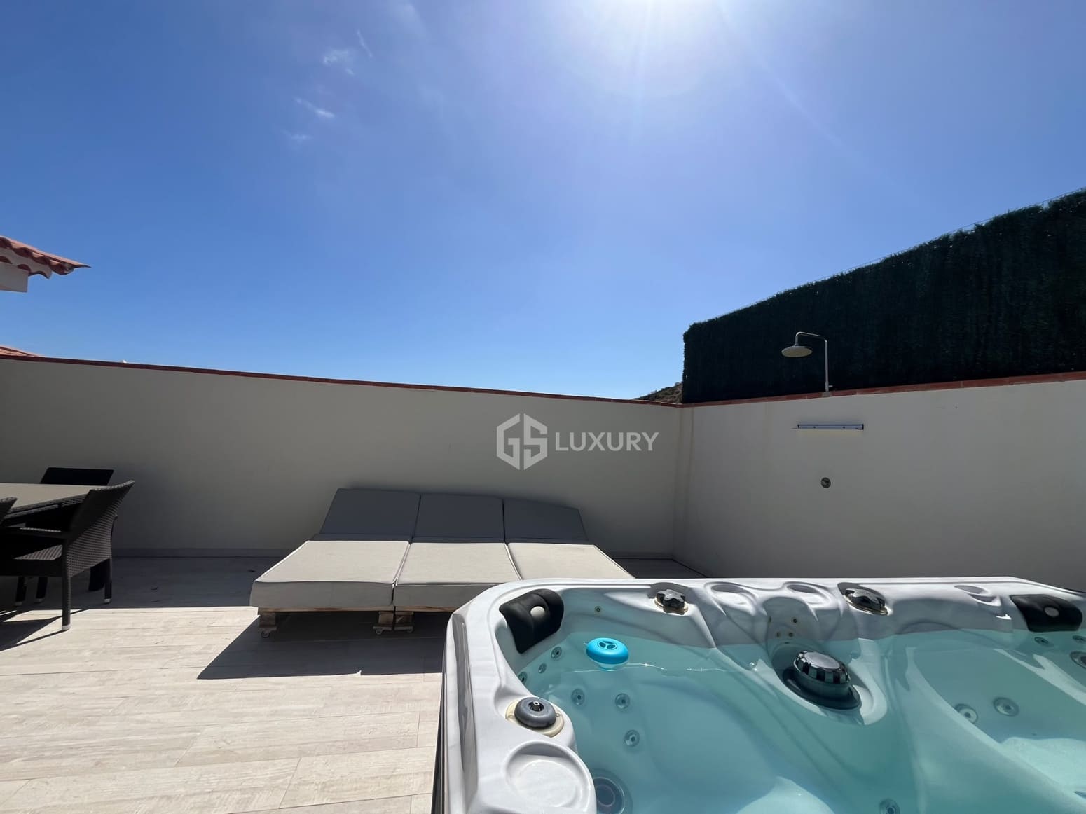 3 chambre Villa/Maison à vendre à Adeje avec garage - 469 000 € (Ref: 9918847)