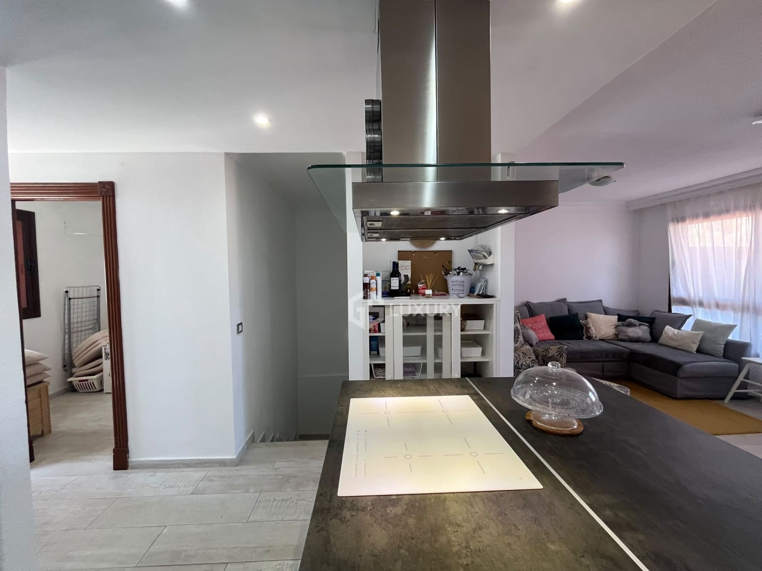 3 chambre Villa/Maison à vendre à Adeje avec garage - 469 000 € (Ref: 9918847)