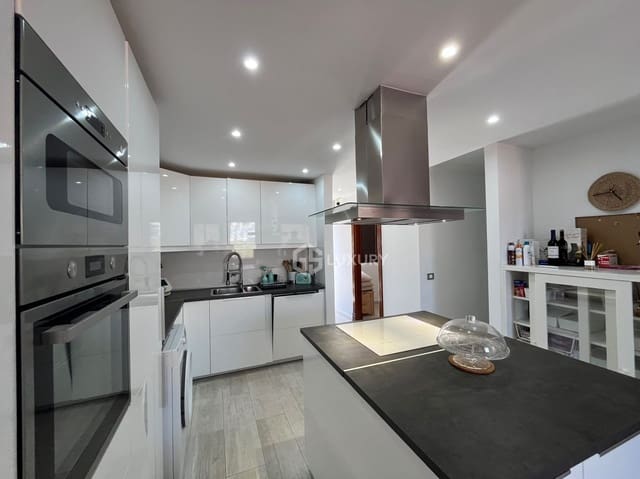 3 chambre Villa/Maison à vendre à Playa de Fañabé Alto, Adeje avec garage - 469 000 € (Ref: 9918847)