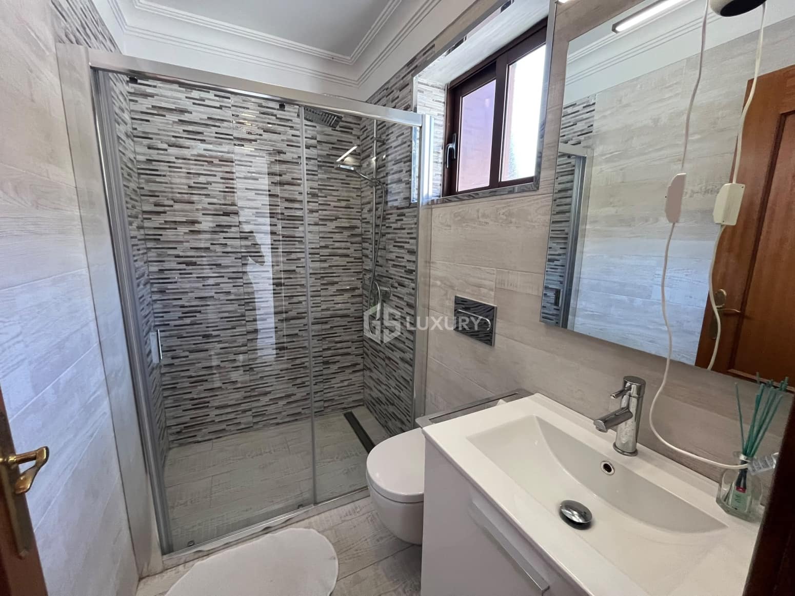 3 chambre Villa/Maison à vendre à Adeje avec garage - 469 000 € (Ref: 9918847)