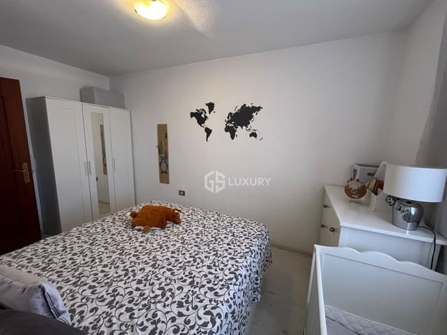 3 chambre Villa/Maison à vendre à Playa de Fañabé Alto, Adeje avec garage - 469 000 € (Ref: 9918847)