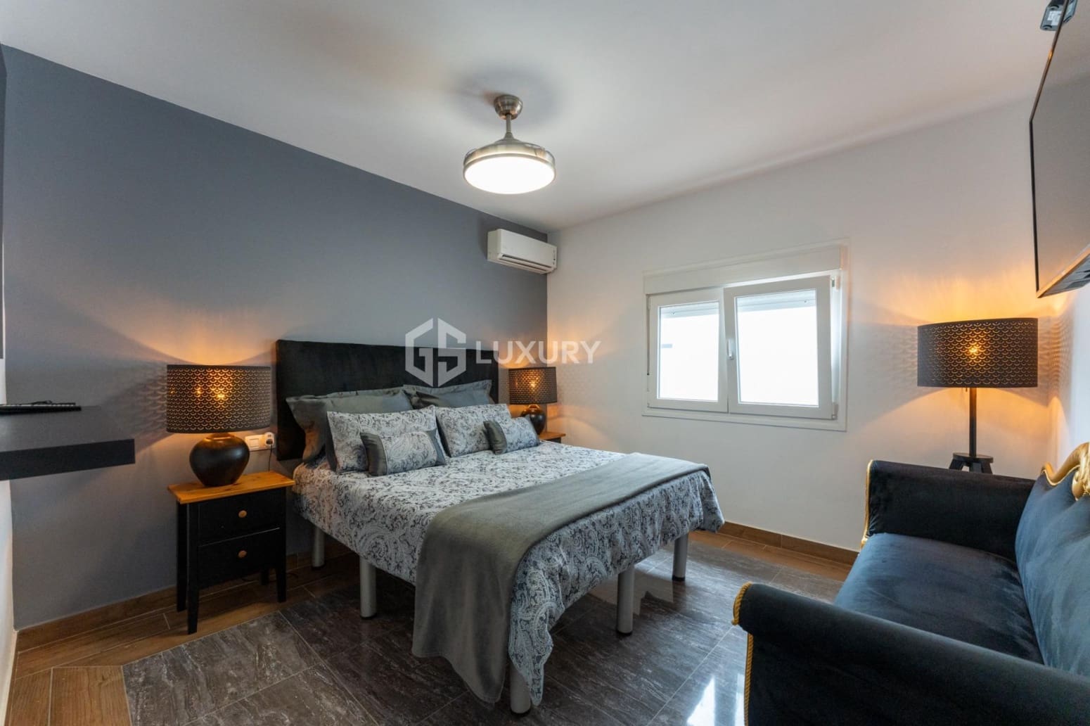 7 chambre Villa/Maison à vendre à Adeje avec garage - 1 995 000 € (Ref: 9919040)
