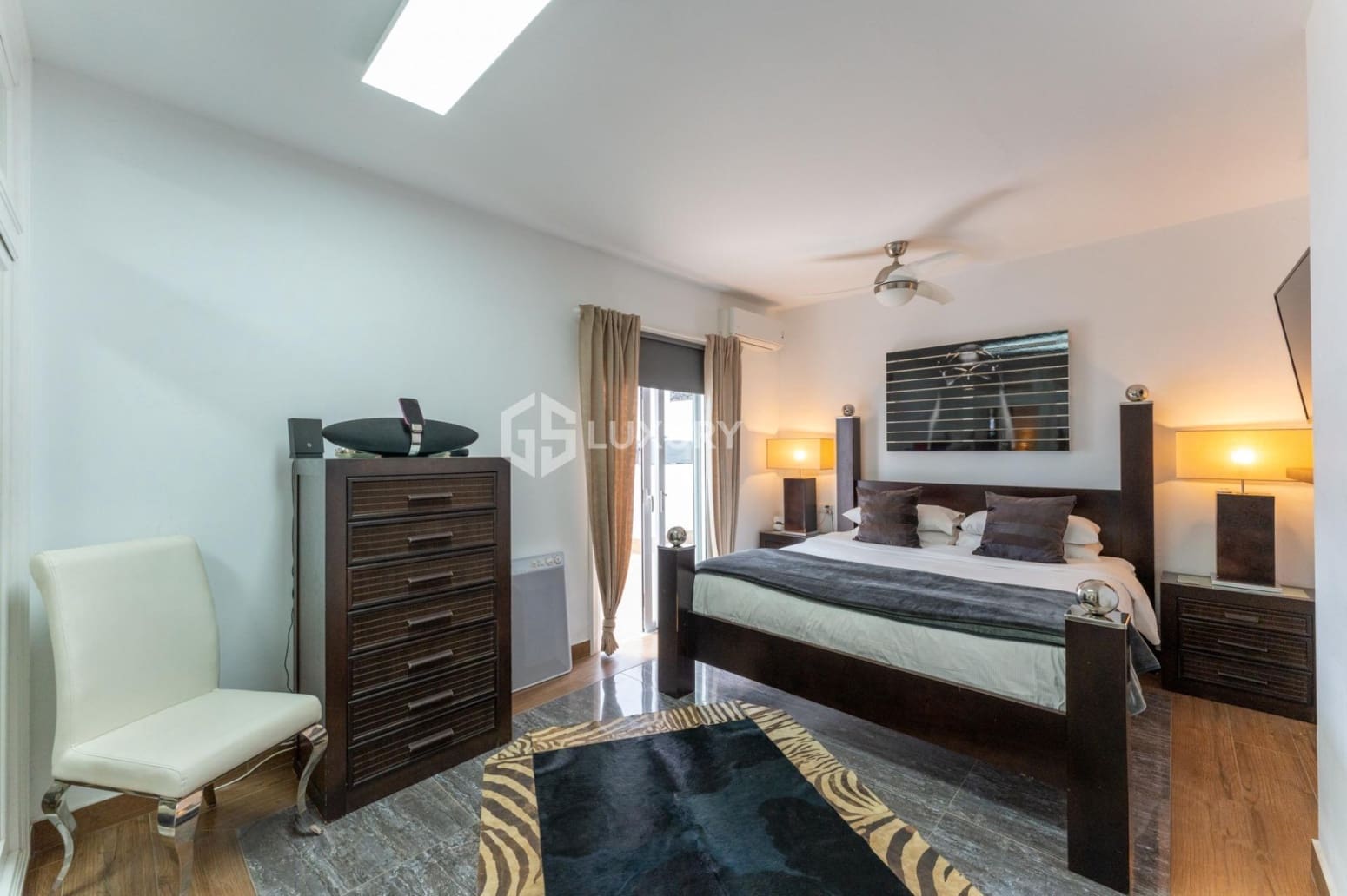 7 chambre Villa/Maison à vendre à Adeje avec garage - 1 995 000 € (Ref: 9919040)