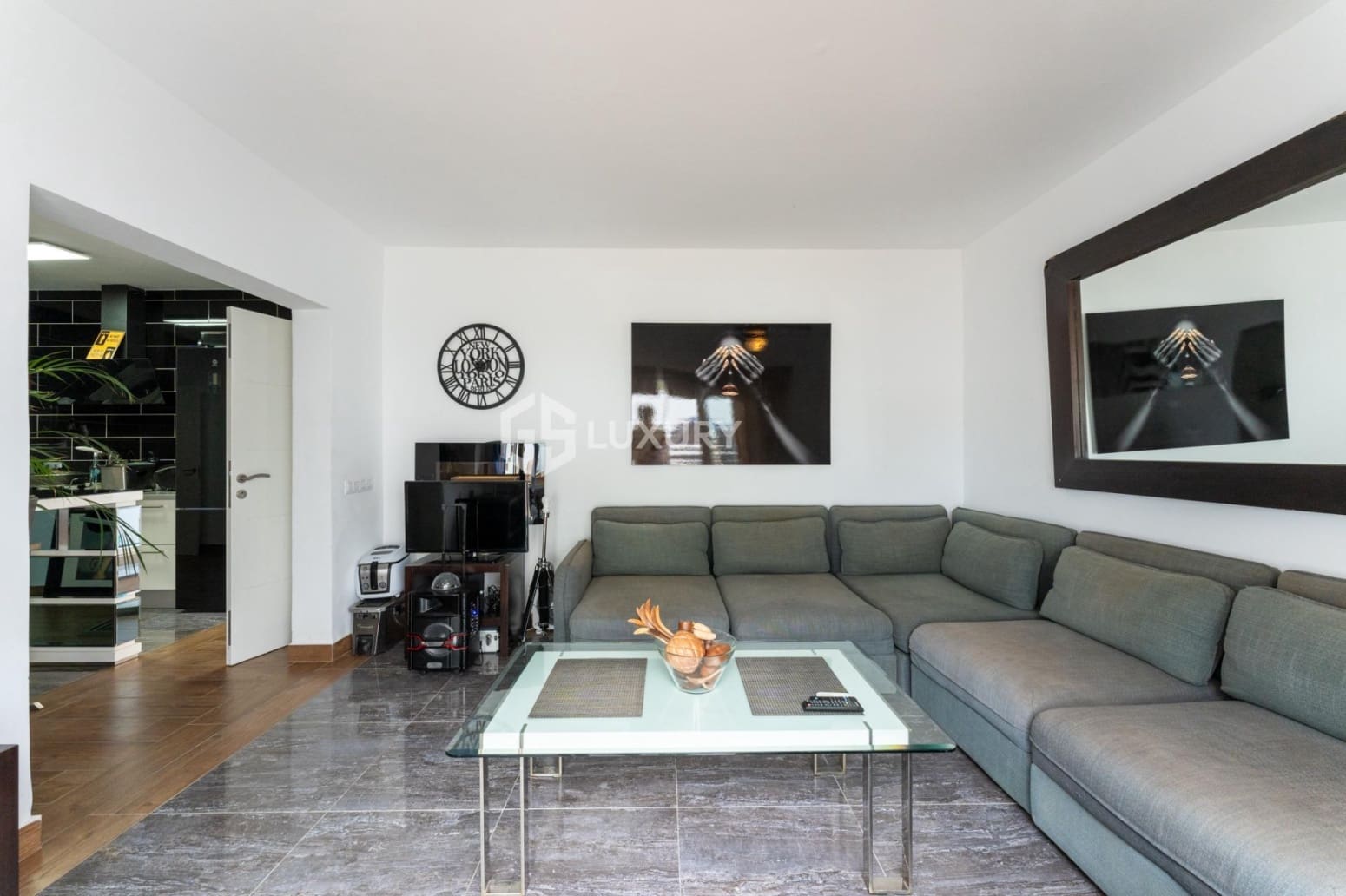 7 chambre Villa/Maison à vendre à Adeje avec garage - 1 995 000 € (Ref: 9919040)