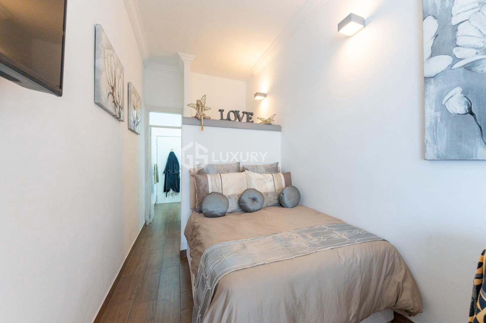 7 chambre Villa/Maison à vendre à Adeje avec garage - 1 995 000 € (Ref: 9919040)