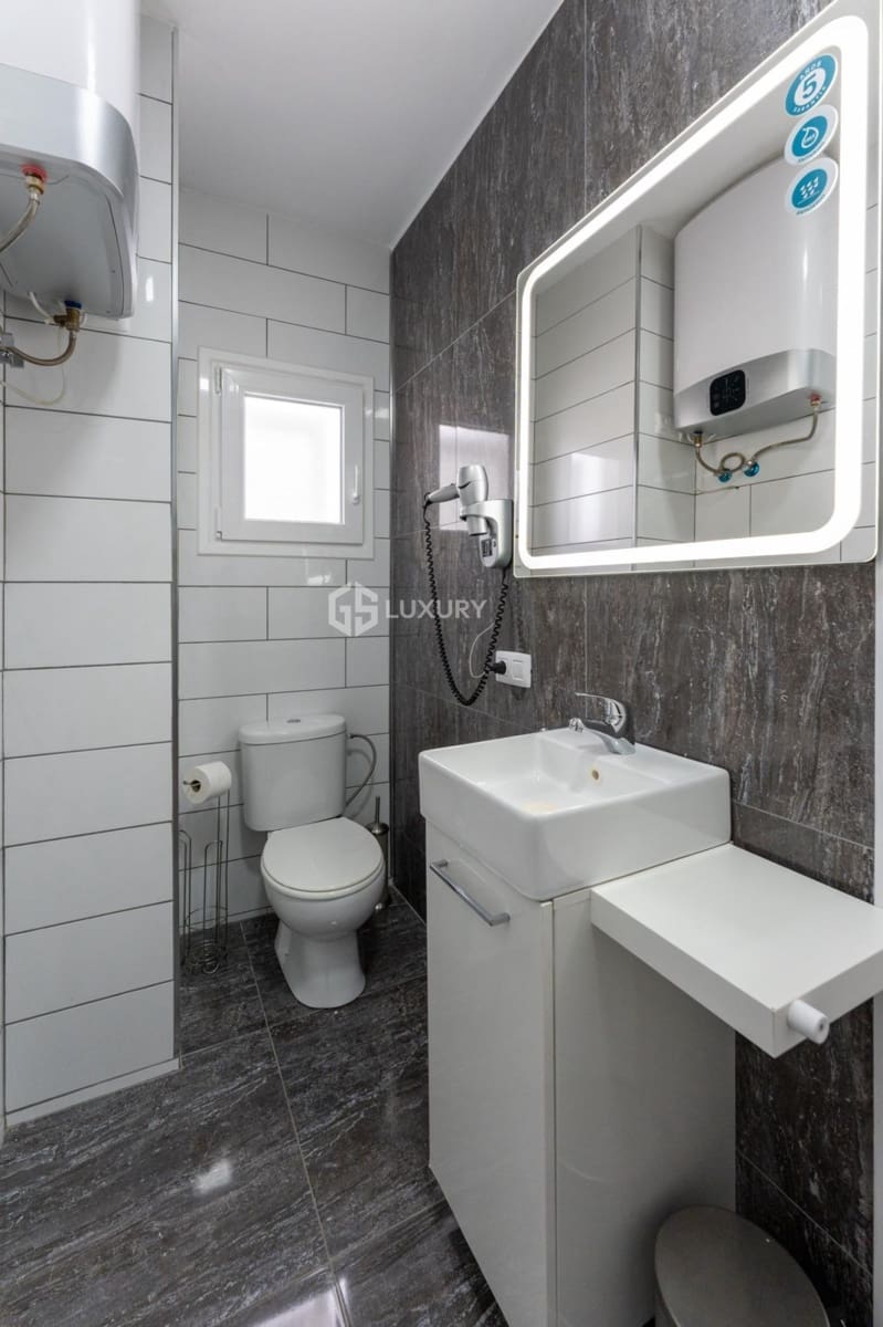 7 chambre Villa/Maison à vendre à Adeje avec garage - 1 995 000 € (Ref: 9919040)