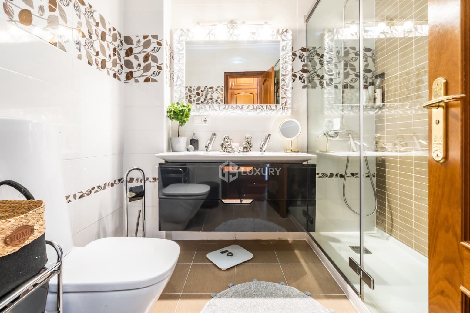 5 bedroom Villa for sale in Adeje - € 2,200,001 (Ref: 9928393)
