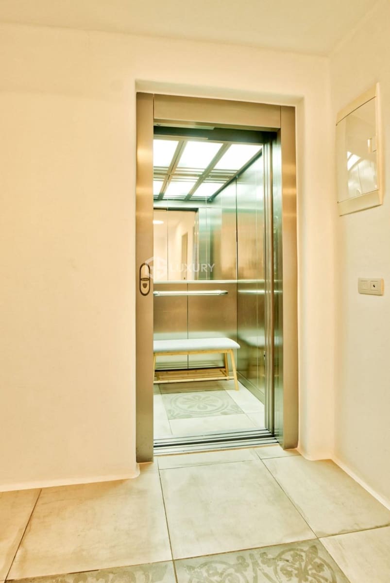 7 sypialnia Willa na sprzedaż w Santiago del Teide z garażem - 2 300 000 € (Ref: 9948616)