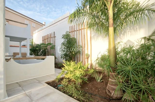 7 sypialnia Willa na sprzedaż w Puerto Santiago, Santiago del Teide z garażem - 2 300 000 € (Ref: 9948616)