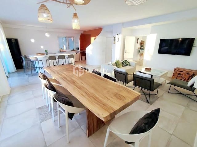 7 sypialnia Willa na sprzedaż w Puerto Santiago, Santiago del Teide z garażem - 2 300 000 € (Ref: 9948616)