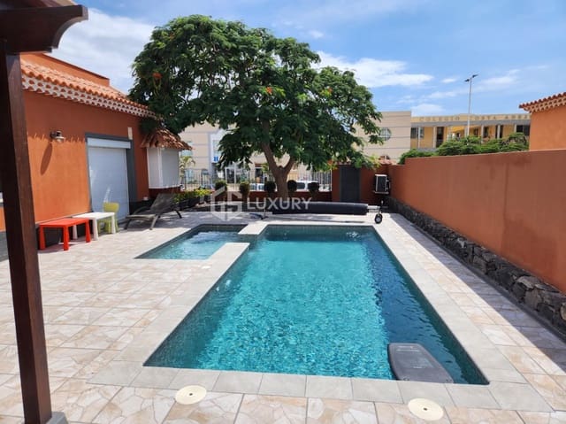 Chalet de 3 habitaciones en Playa de Fañabé Alto, Adeje en venta con garaje - 1.300.000 € (Ref: 9948797)