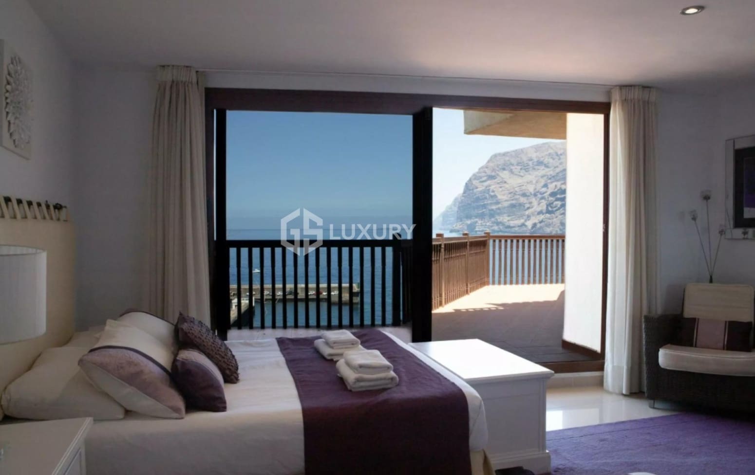 6 sovrum Villa till salu i Santiago del Teide - 3 900 000 € (Ref: 9950578)