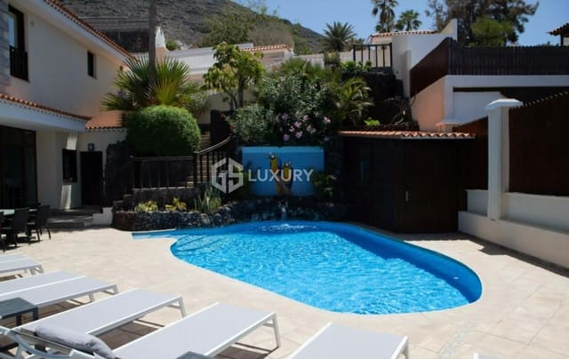 6 sovrum Villa till salu i Los Gigantes, Santiago del Teide - 3 900 000 € (Ref: 9950578)