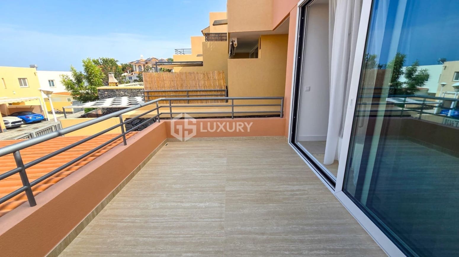 4 sypialnia Willa na sprzedaż w Adeje z garażem - 750 000 € (Ref: 9953389)