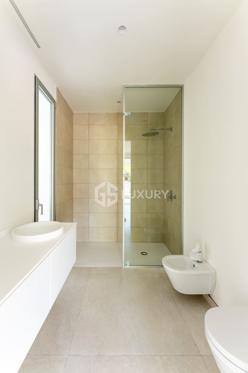 5 camera da letto Villa da affittare in Adeje con piscina garage - 10.500 € (Rif: 9961242)