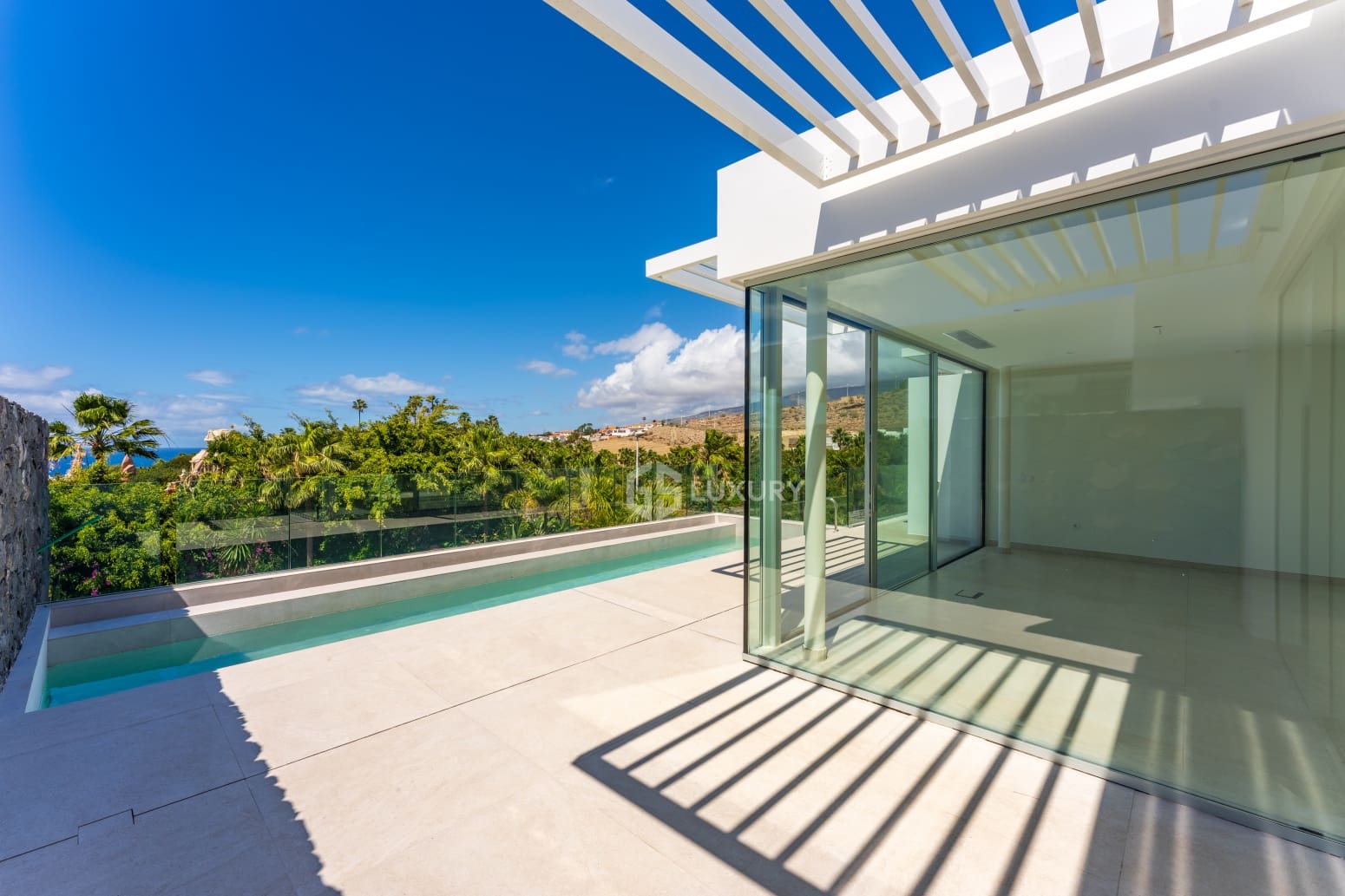 4 sovrum Villa att hyra i Adeje med pool garage - 8 500 € (Ref: 9961243)