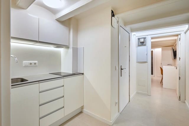 Leilighet til salgs i El Raval, Barcelona by - € 950 000 (Ref: 9640742)