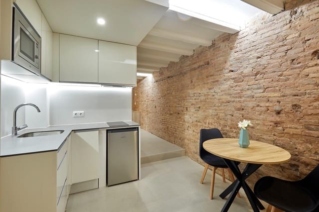 Leilighet til salgs i El Raval, Barcelona by - € 950 000 (Ref: 9640742)