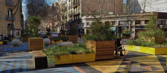 Bedrijf te koop in Sant Antoni, Barcelona stad - € 355.000 (Ref: 9640744)