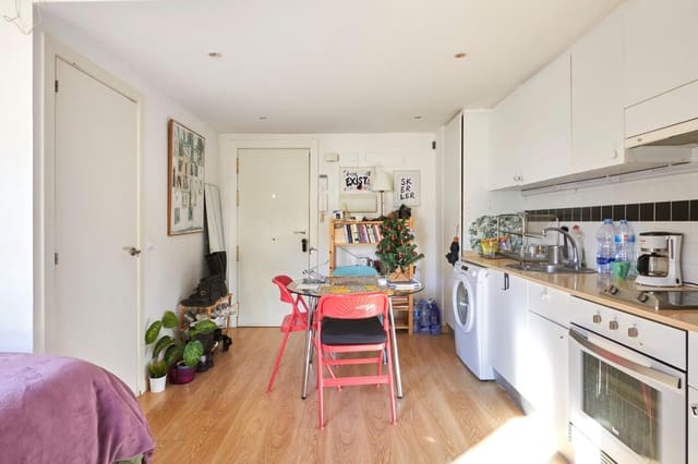 1 soverom Leilighet til salgs i Sant Pere, Santa Caterina i La Ribera, Barcelona by - € 179 000 (Ref: 9640745)