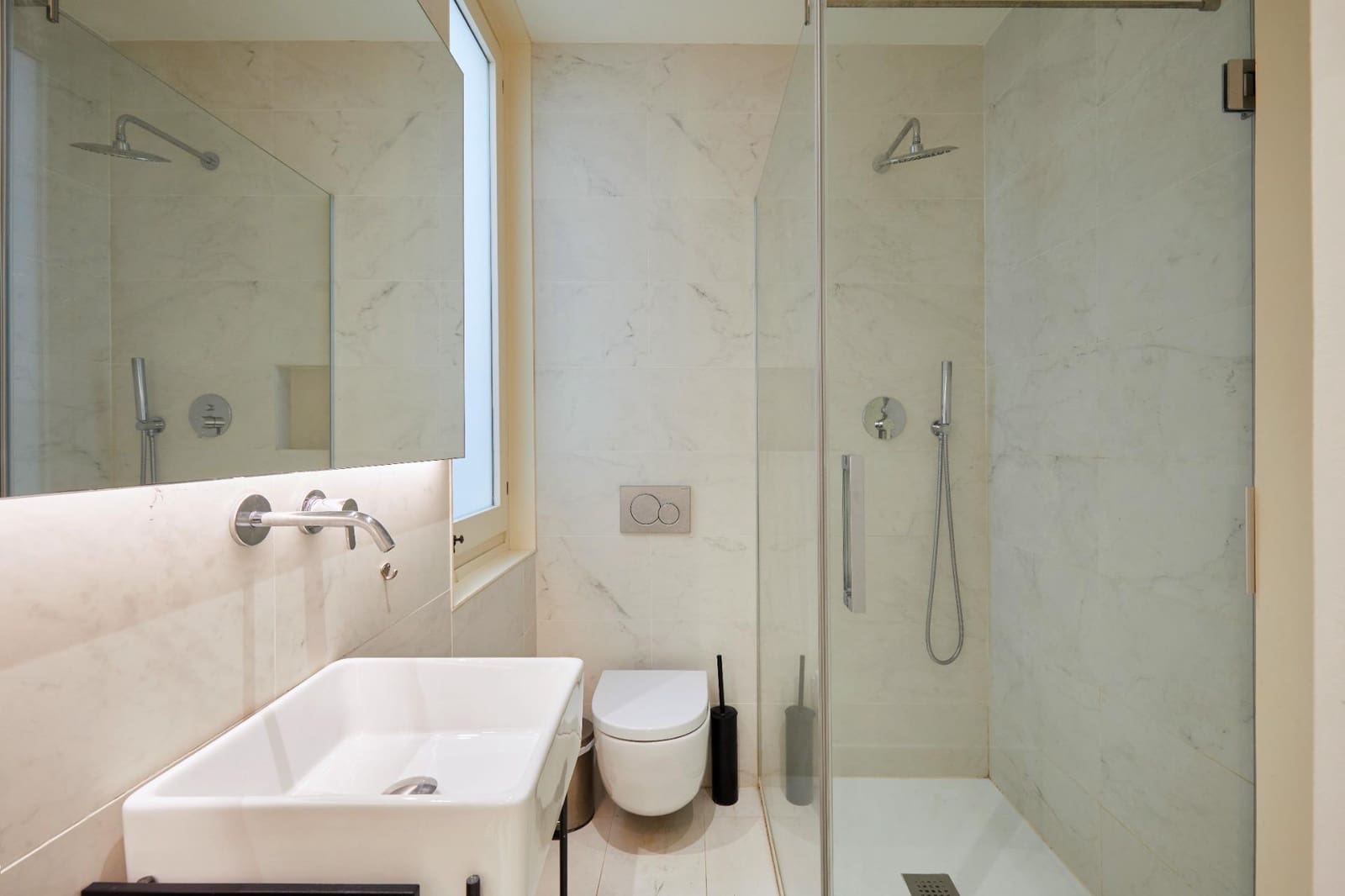 3 slaapkamer Flat te koop in Barcelona stad - € 697.950 (Ref: 9640747)