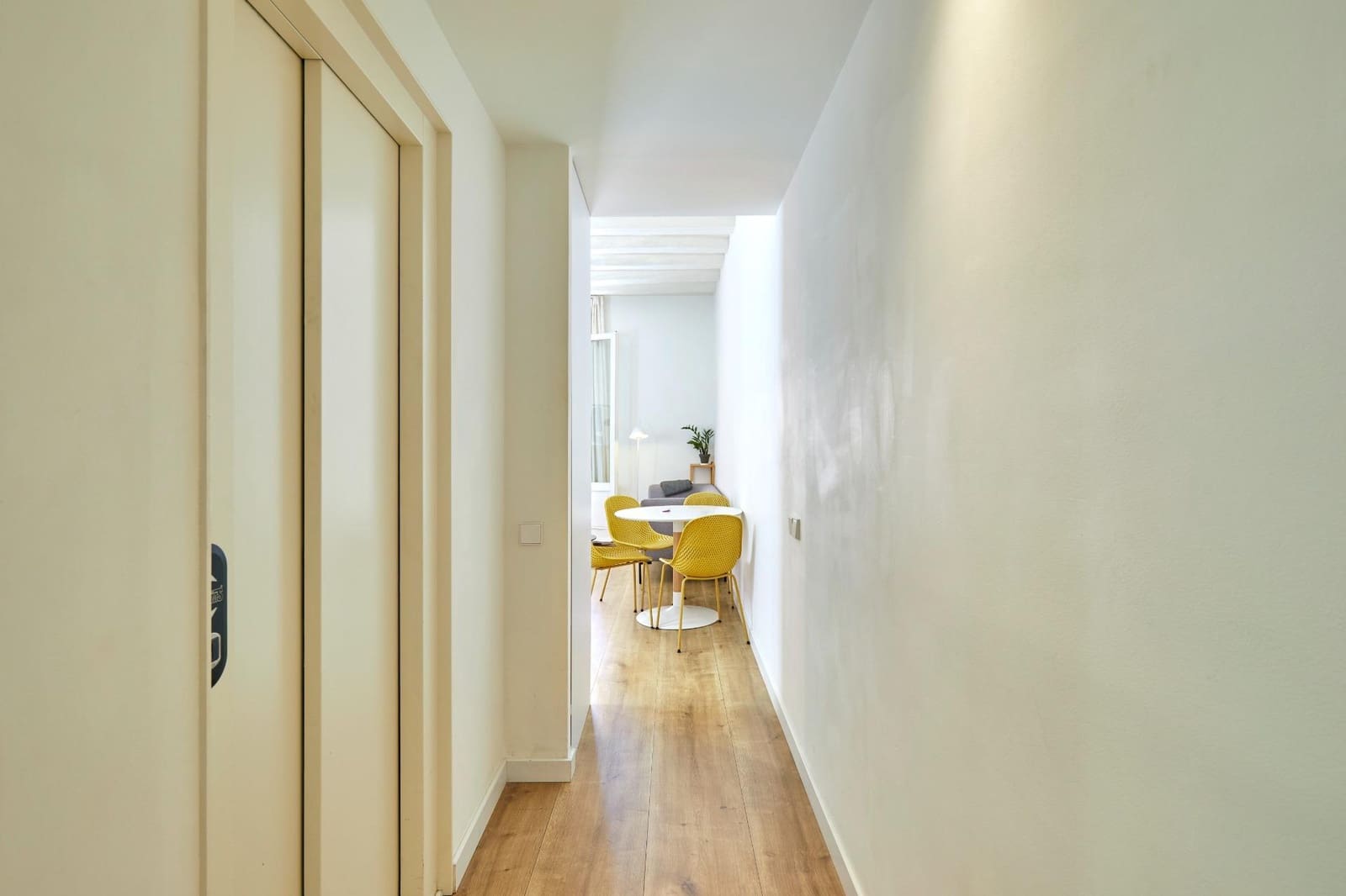 2 bedroom Flat for sale in Barcelona city - € 522,500 (Ref: 9640748)