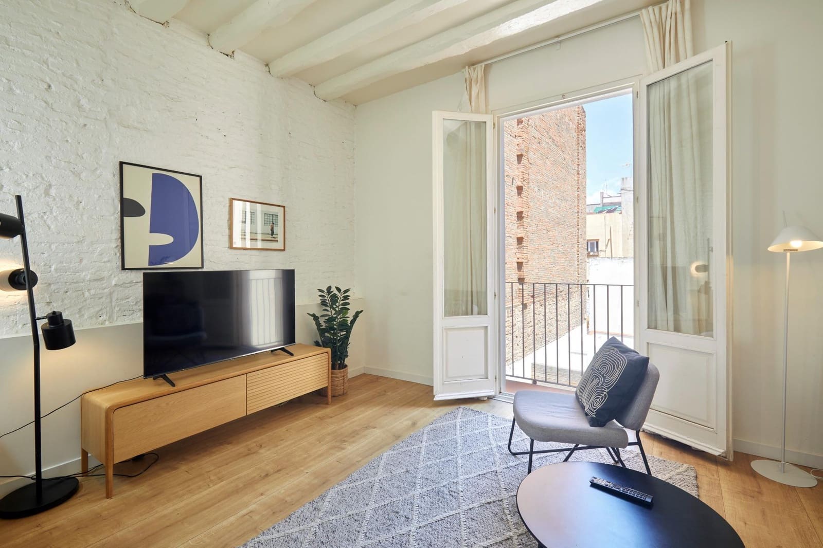 2 bedroom Flat for sale in Barcelona city - € 522,500 (Ref: 9640748)