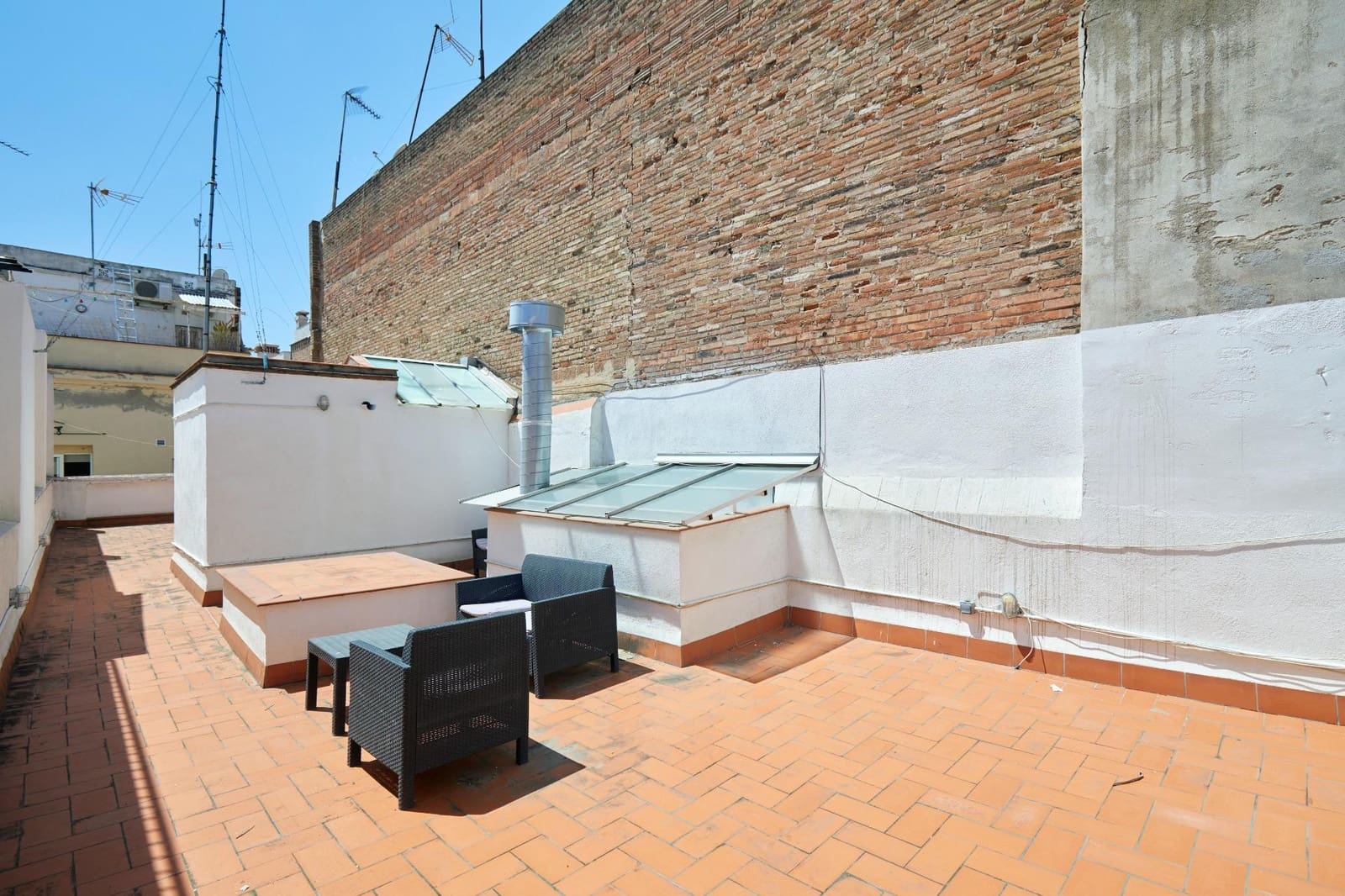 2 bedroom Flat for sale in Barcelona city - € 522,500 (Ref: 9640748)