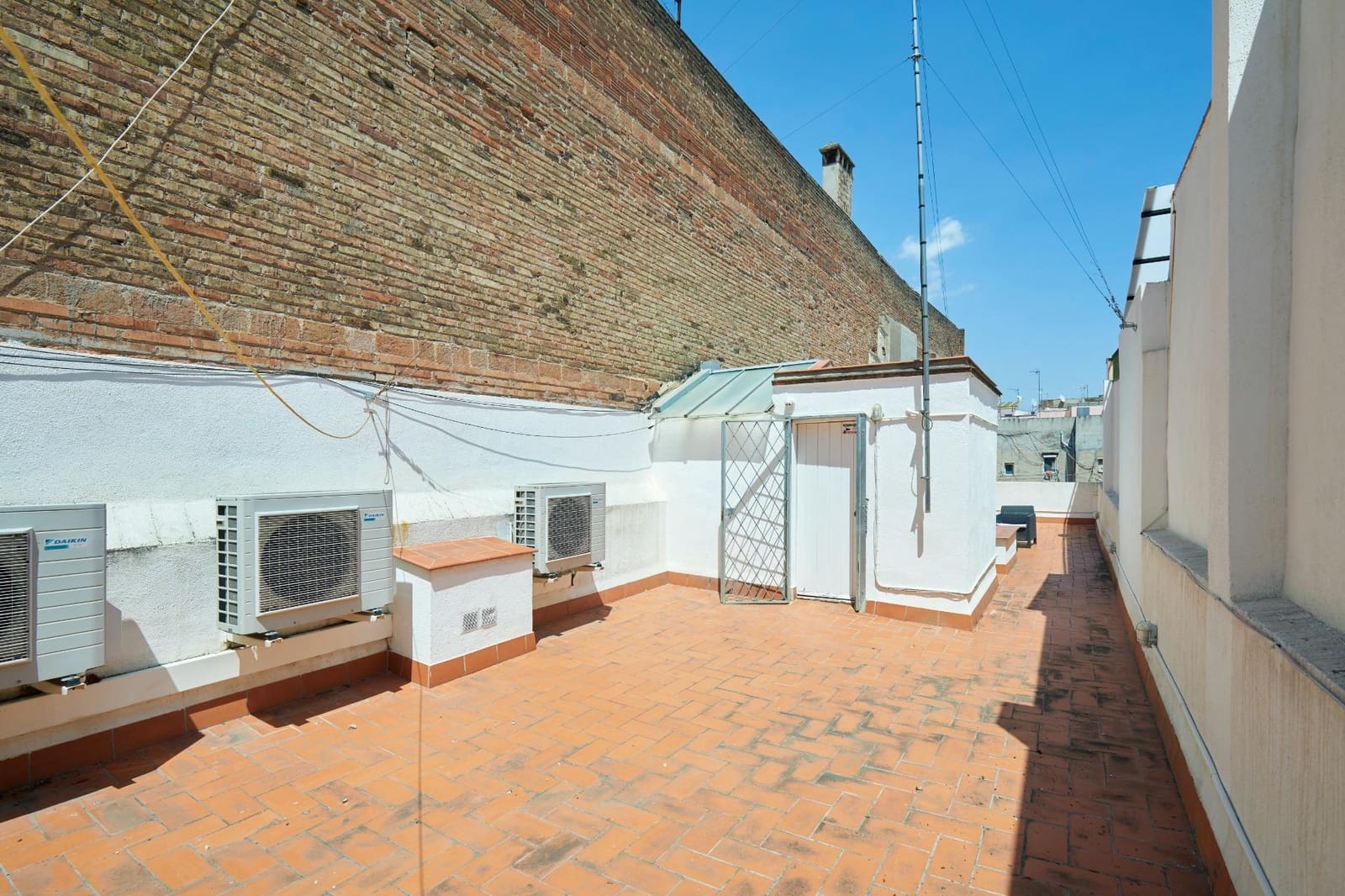 2 bedroom Flat for sale in Barcelona city - € 522,500 (Ref: 9640748)