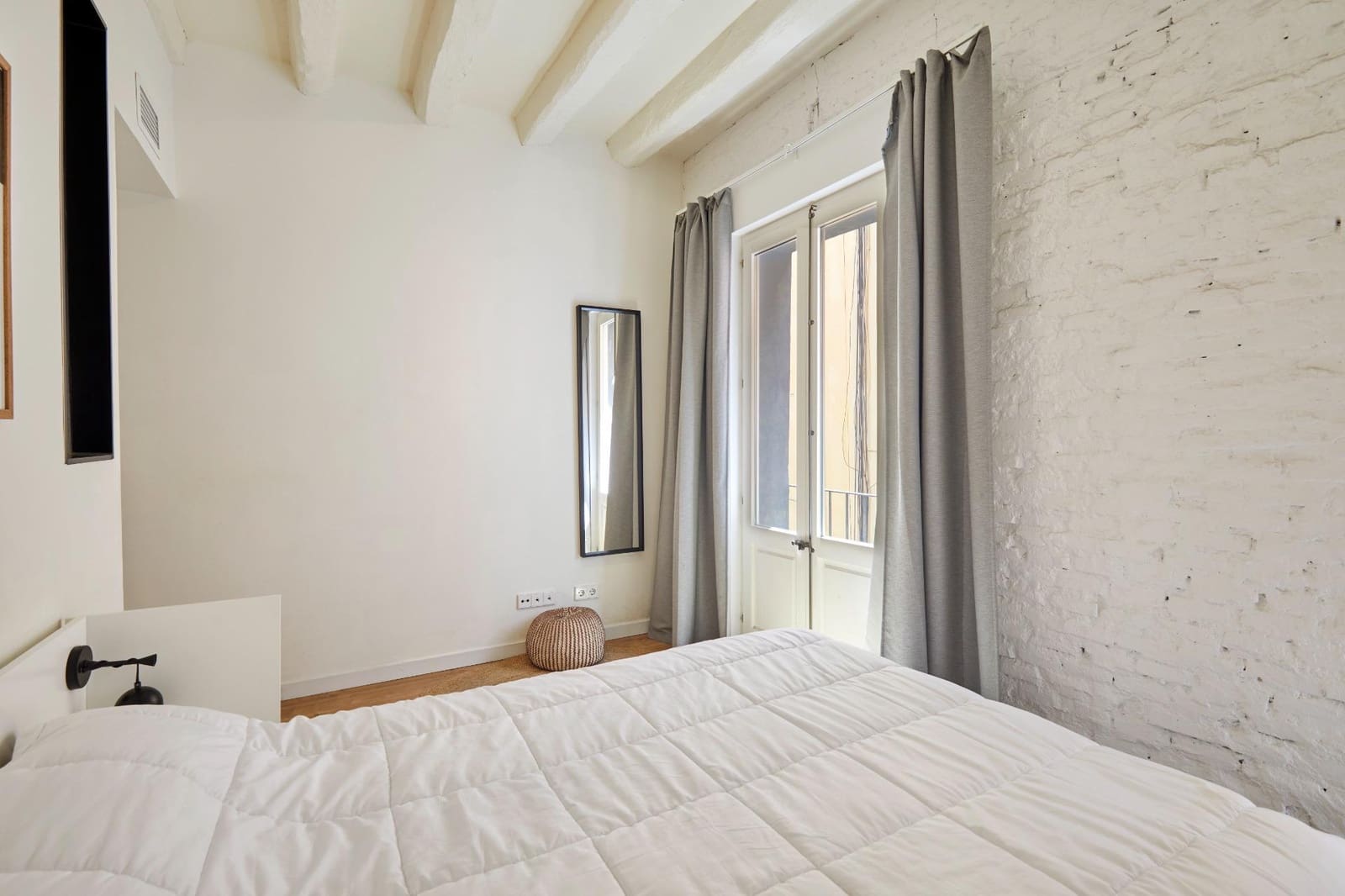2 bedroom Flat for sale in Barcelona city - € 522,500 (Ref: 9640748)