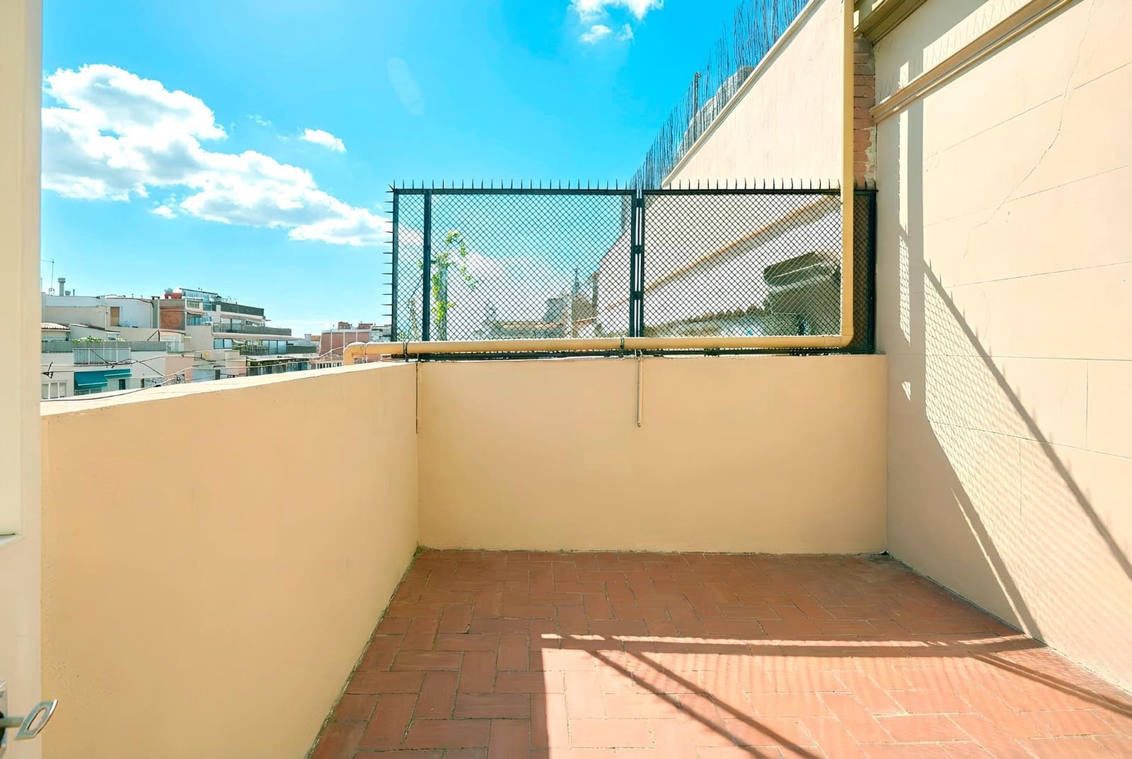 4 makuuhuone Kattohuoneisto myytävänä paikassa Barcelona kaupunki - 630 000 € (Ref: 9640749)