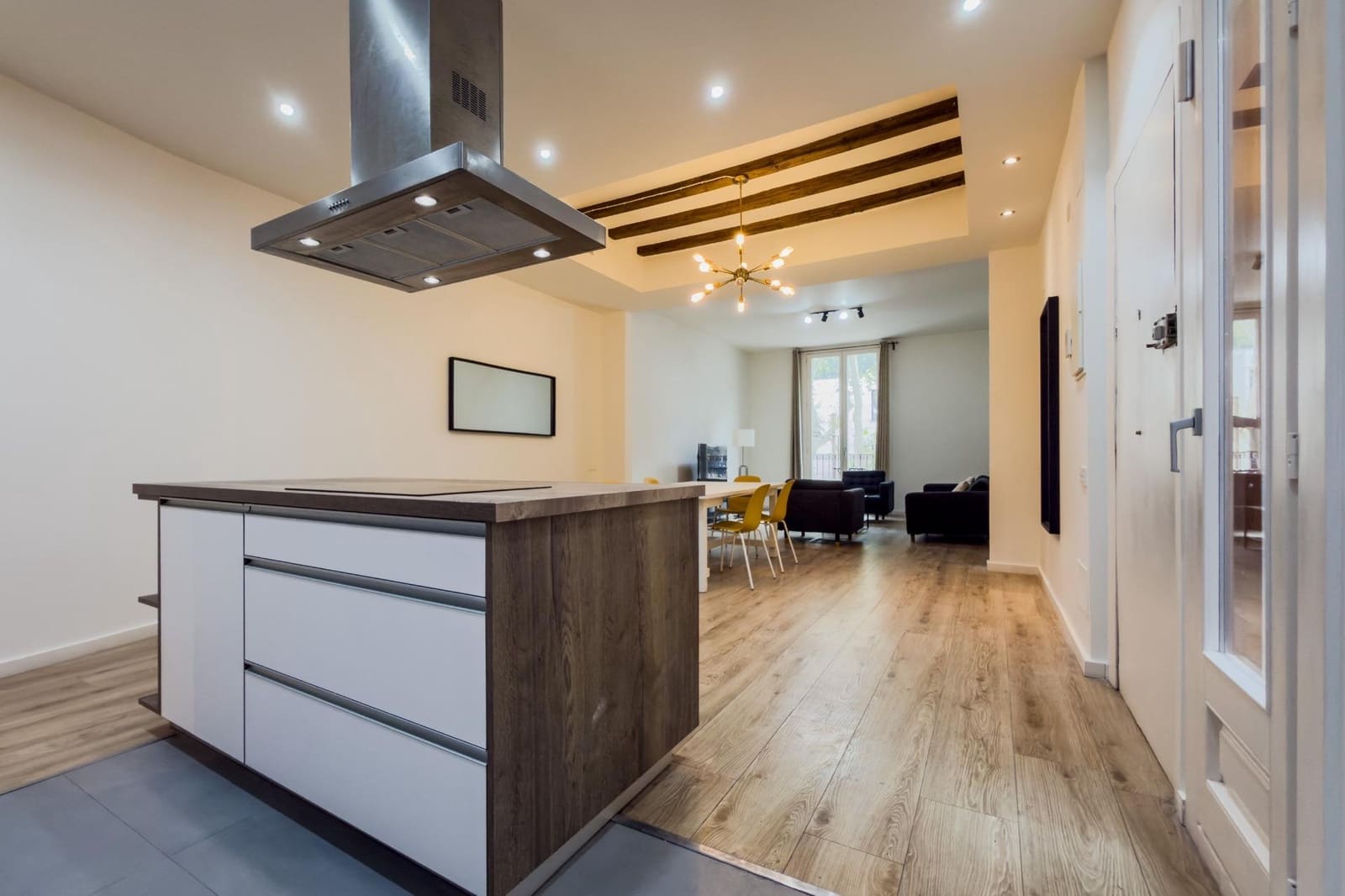 3 soverom Leilighet til salgs i Barcelona by - € 697 000 (Ref: 9640751)