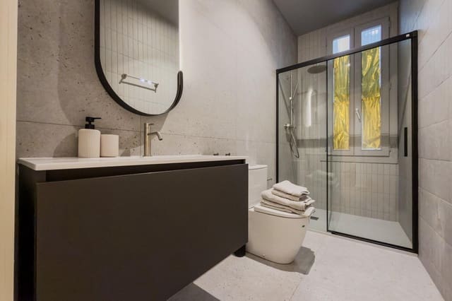 3 soverom Leilighet til salgs i Barcelona by - € 697 000 (Ref: 9640751)