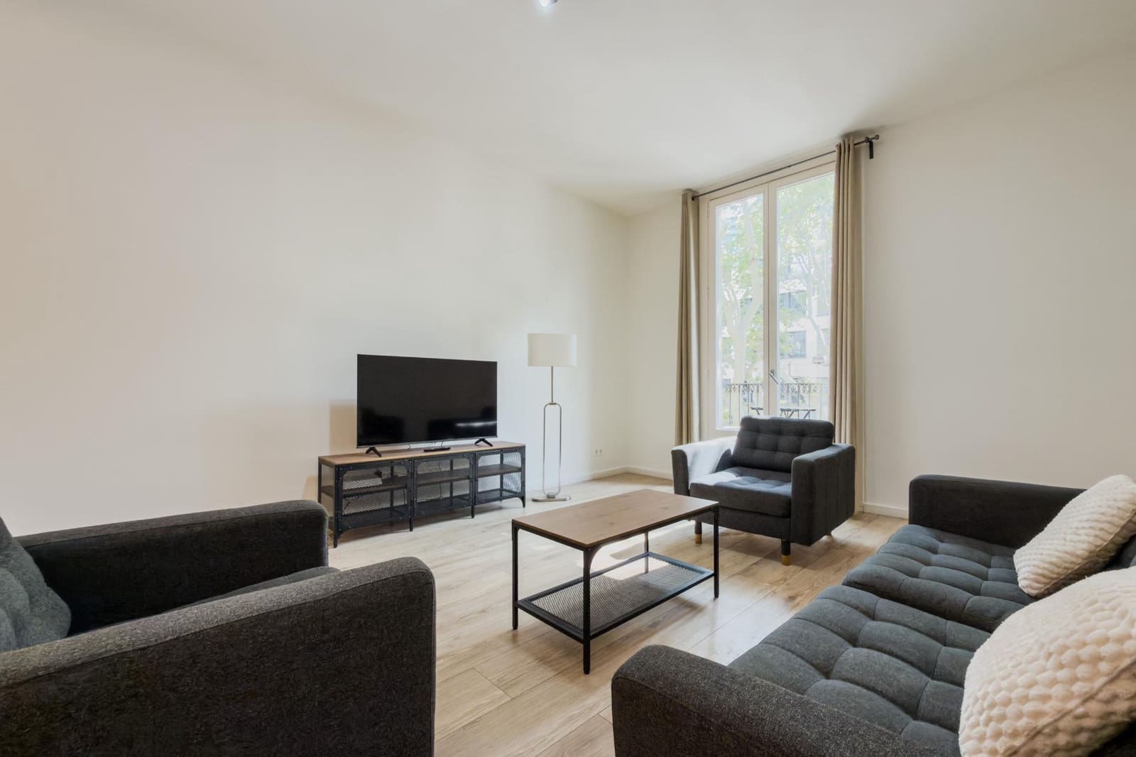 3 soverom Leilighet til salgs i Barcelona by - € 697 000 (Ref: 9640751)