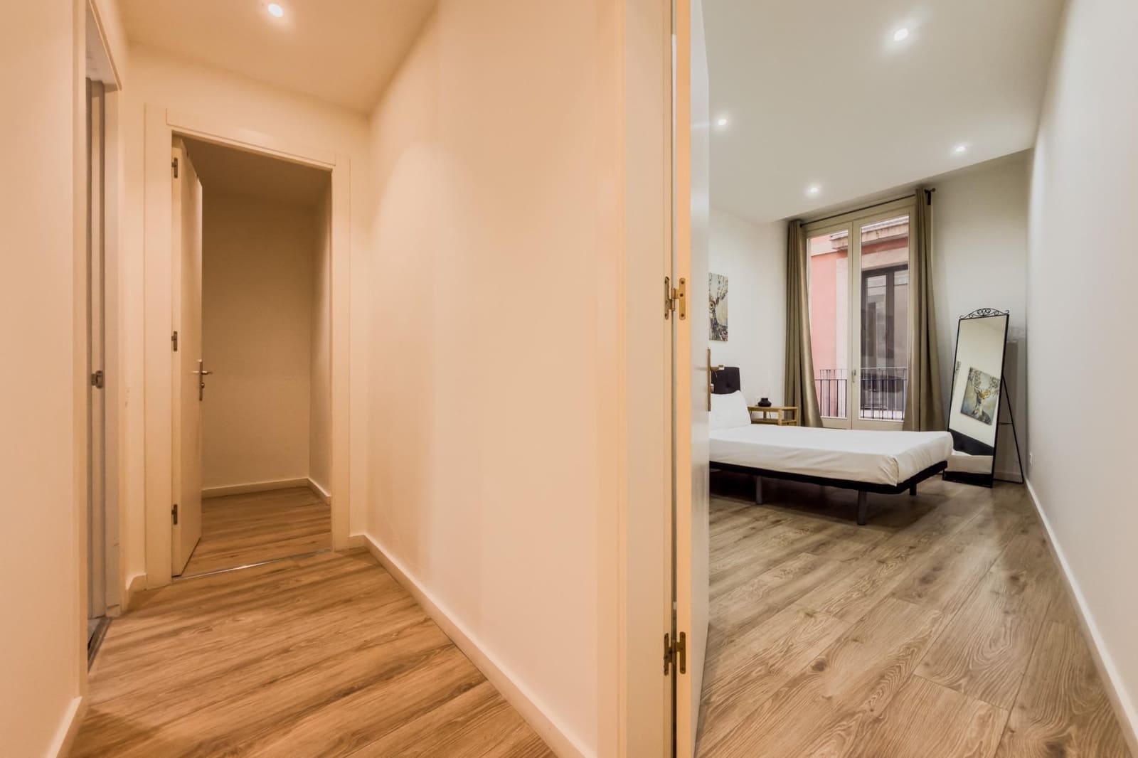 3 soverom Leilighet til salgs i Barcelona by - € 697 000 (Ref: 9640751)