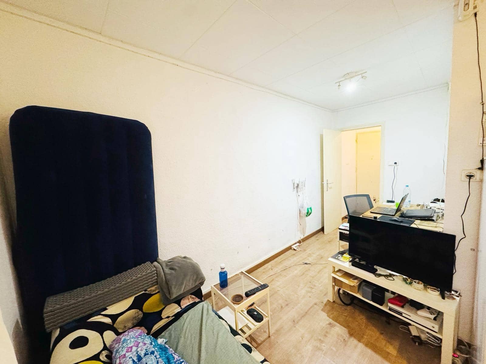 1 Zimmer Apartment zu verkaufen in Barcelona Stadt - 126.000 € (Ref: 9640753)