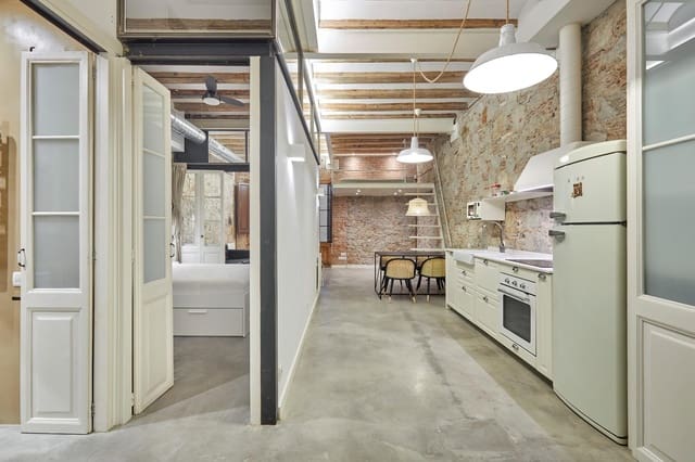 1 chambre Appartement à vendre à El Raval, Barcelone ville - 231 000 € (Ref: 9640754)