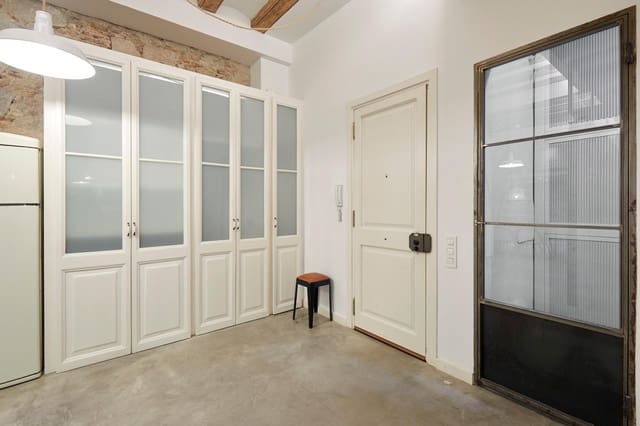 Piso de 1 habitación en El Raval, Barcelona ciudad en venta - 231.000 € (Ref: 9640754)