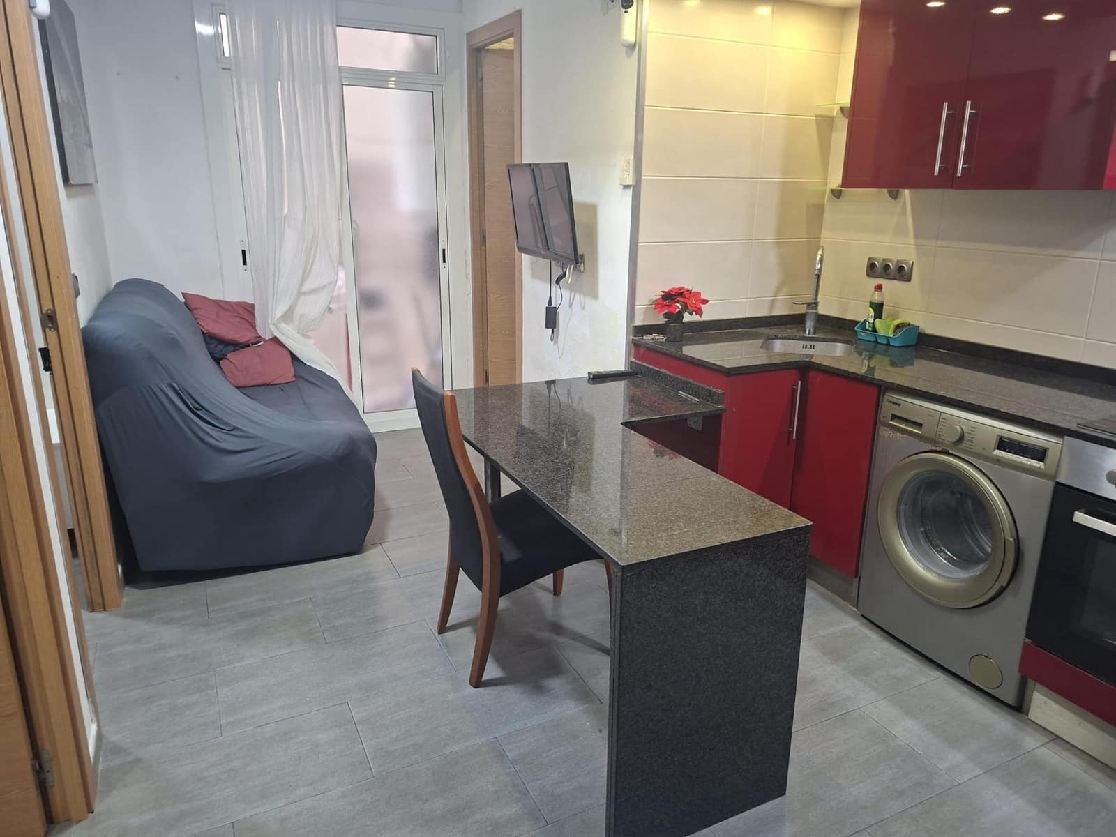 2 soverom Leilighet til salgs i Barcelona by - € 169 000 (Ref: 9640756)