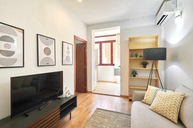 4 soverom Leilighet til leie i Sant Martí de Provenals, Barcelona by - € 1 850 (Ref: 9640758)