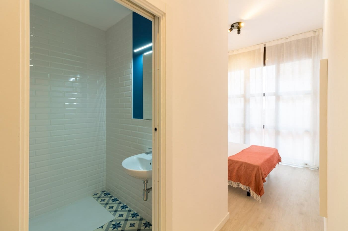 3 soverom Leilighet til leie i Barcelona by - € 1 850 (Ref: 9640759)