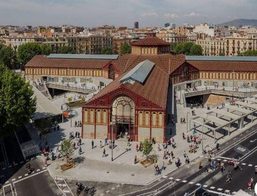 Kaupallinen myytävänä paikassa Barcelona kaupunki - 380 000 € (Ref: 9640760)