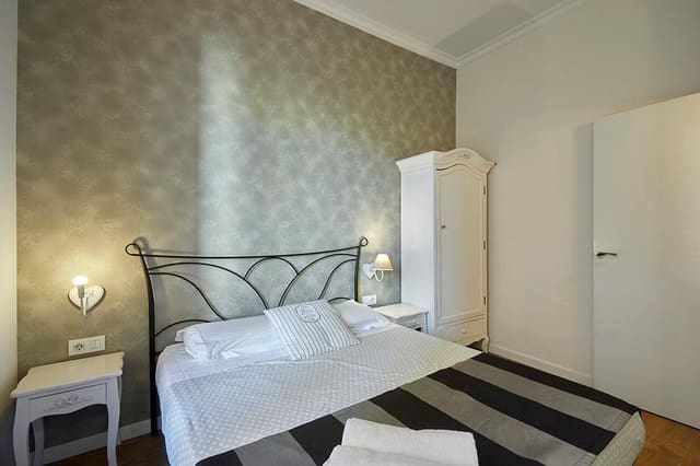 3 soverom Leilighet til salgs i Sant Antoni, Barcelona by - € 505 000 (Ref: 9640761)